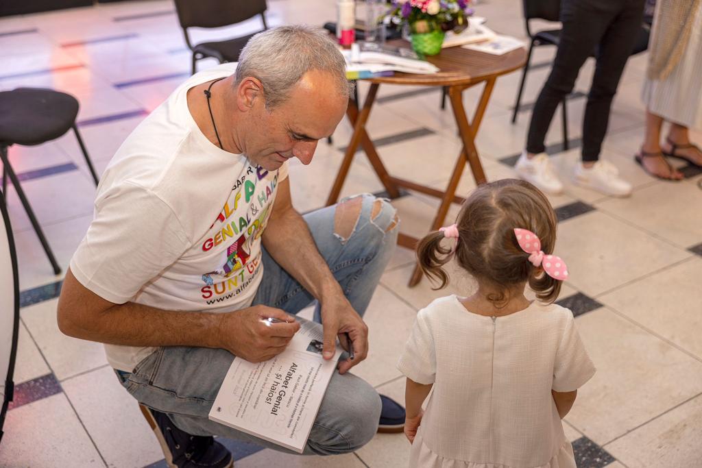 Paul Gabor Iliescu - antreprenor, jurnalist, autor, profesor, terapeut și ghid